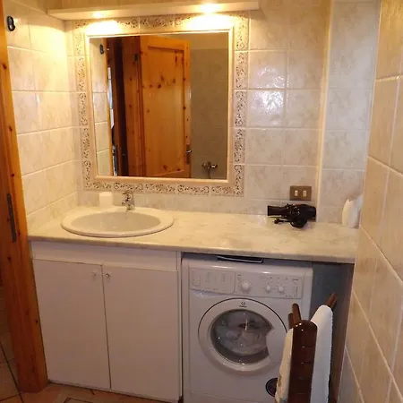 Exclusive Crotto View Варенна