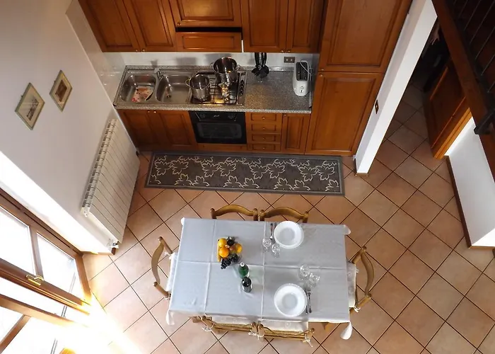 Exclusive Crotto View *